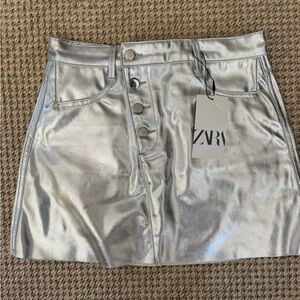 BRAND NEW WITH TAGS Zara Silver Metallic Skirt